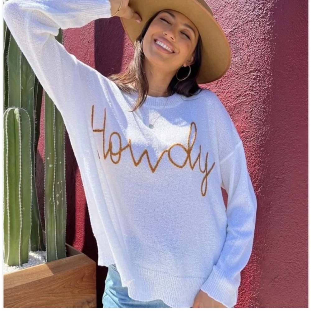 Show me your Mumu White Sweater with Brown 'Howdy' Embroidery XS